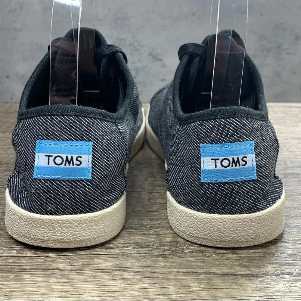 TOMS~Women’s~”Paseo” Black Twill Chambray  Lace Up Sneakers~Size 8.5‎